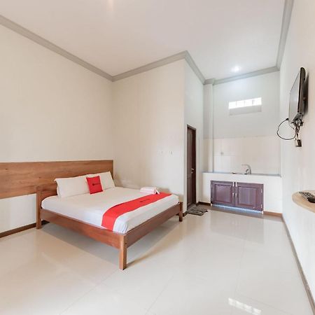 Reddoorz Near Gor Sempaja Samarinda Hotell Eksteriør bilde